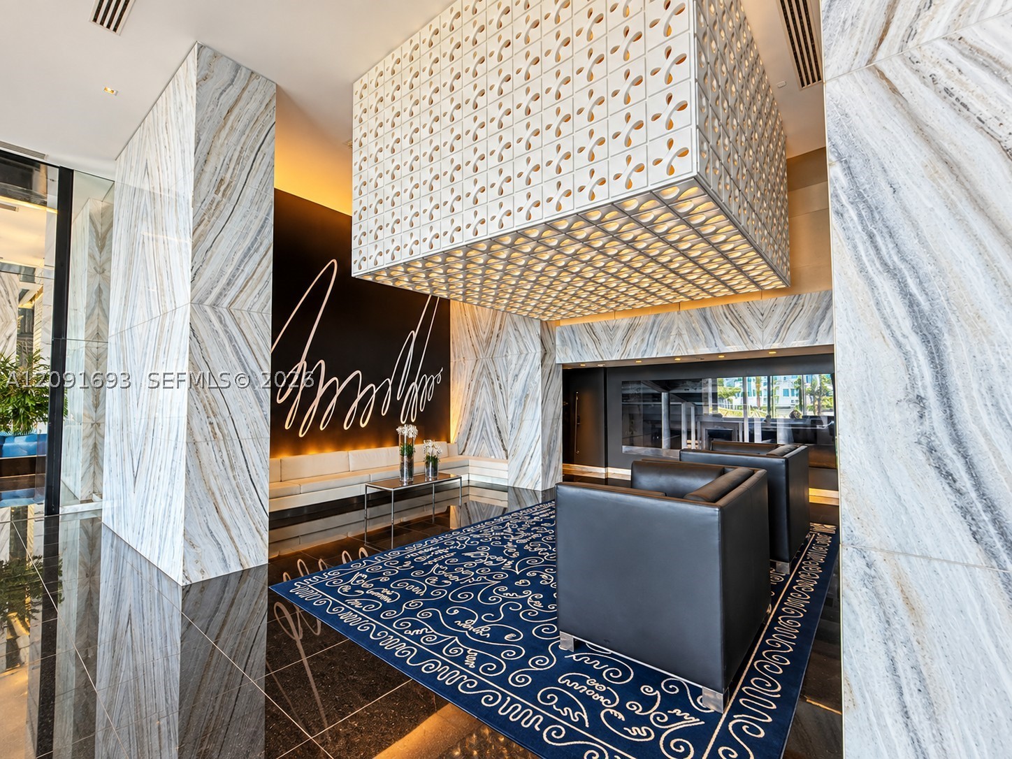 335 S Biscayne Blvd #1601, Miami FL 33131
