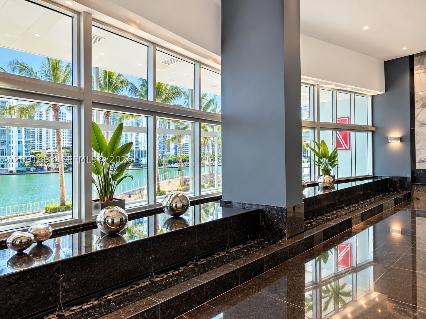 335 S Biscayne Blvd #1601, Miami FL 33131