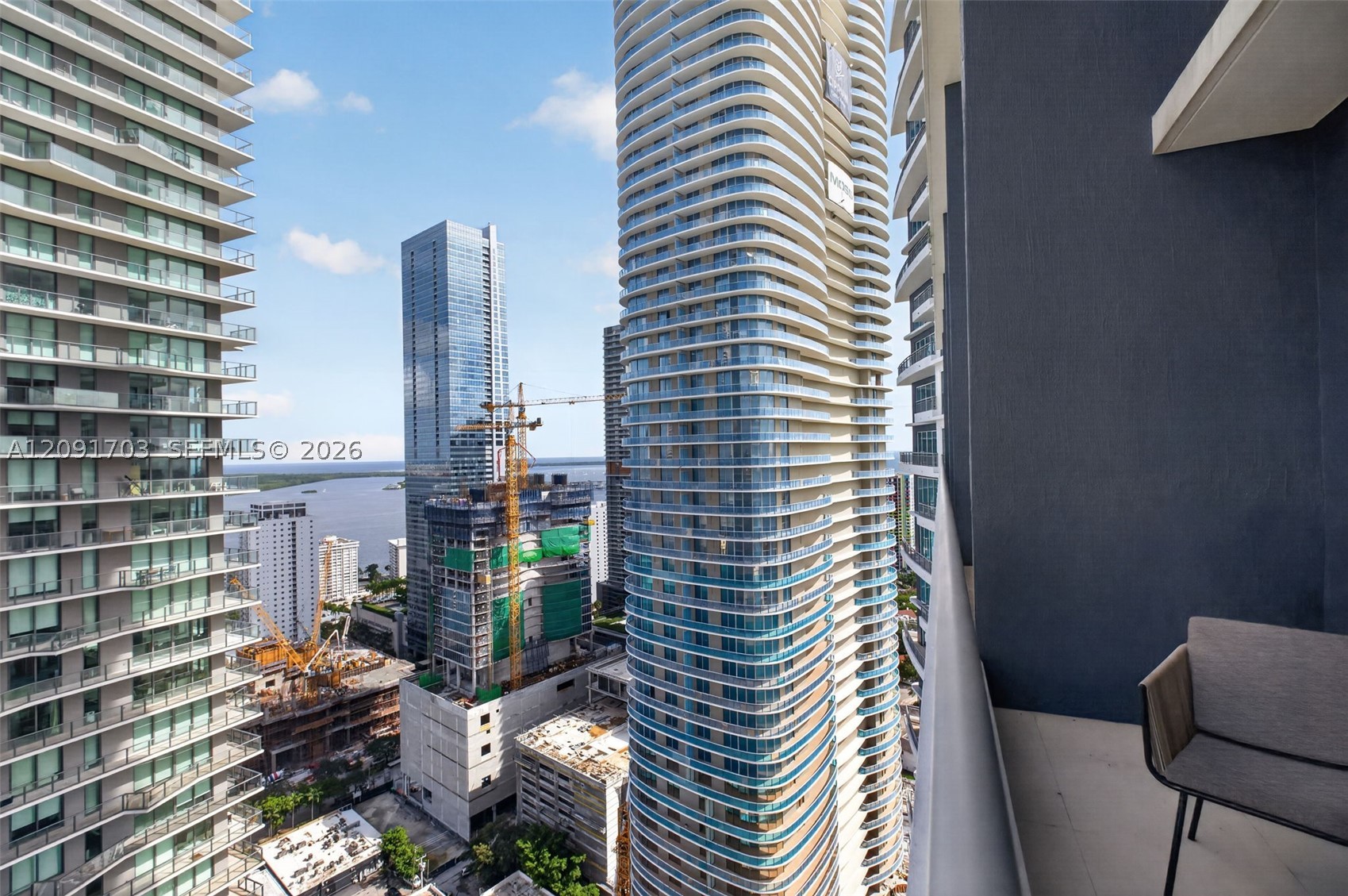60 SW 13th St #3414, Miami FL 33130