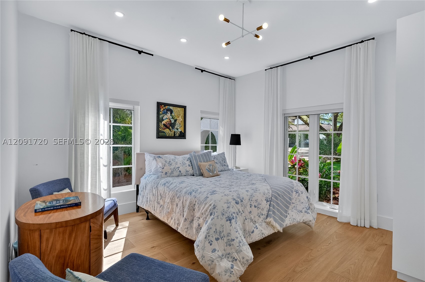 1109 Almeria Ave, Coral Gables FL 33134