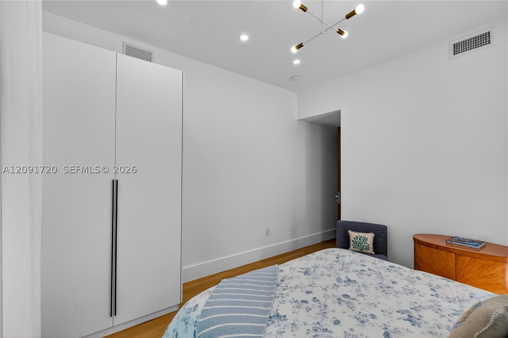 1109 Almeria Ave, Coral Gables FL 33134