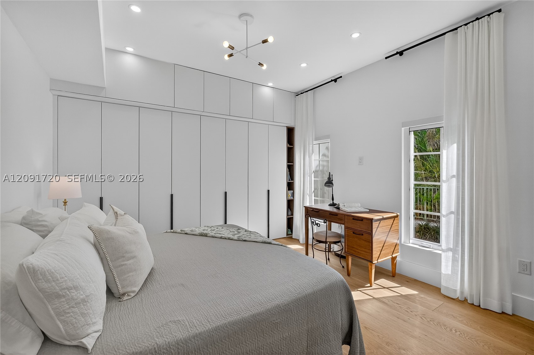 1109 Almeria Ave, Coral Gables FL 33134
