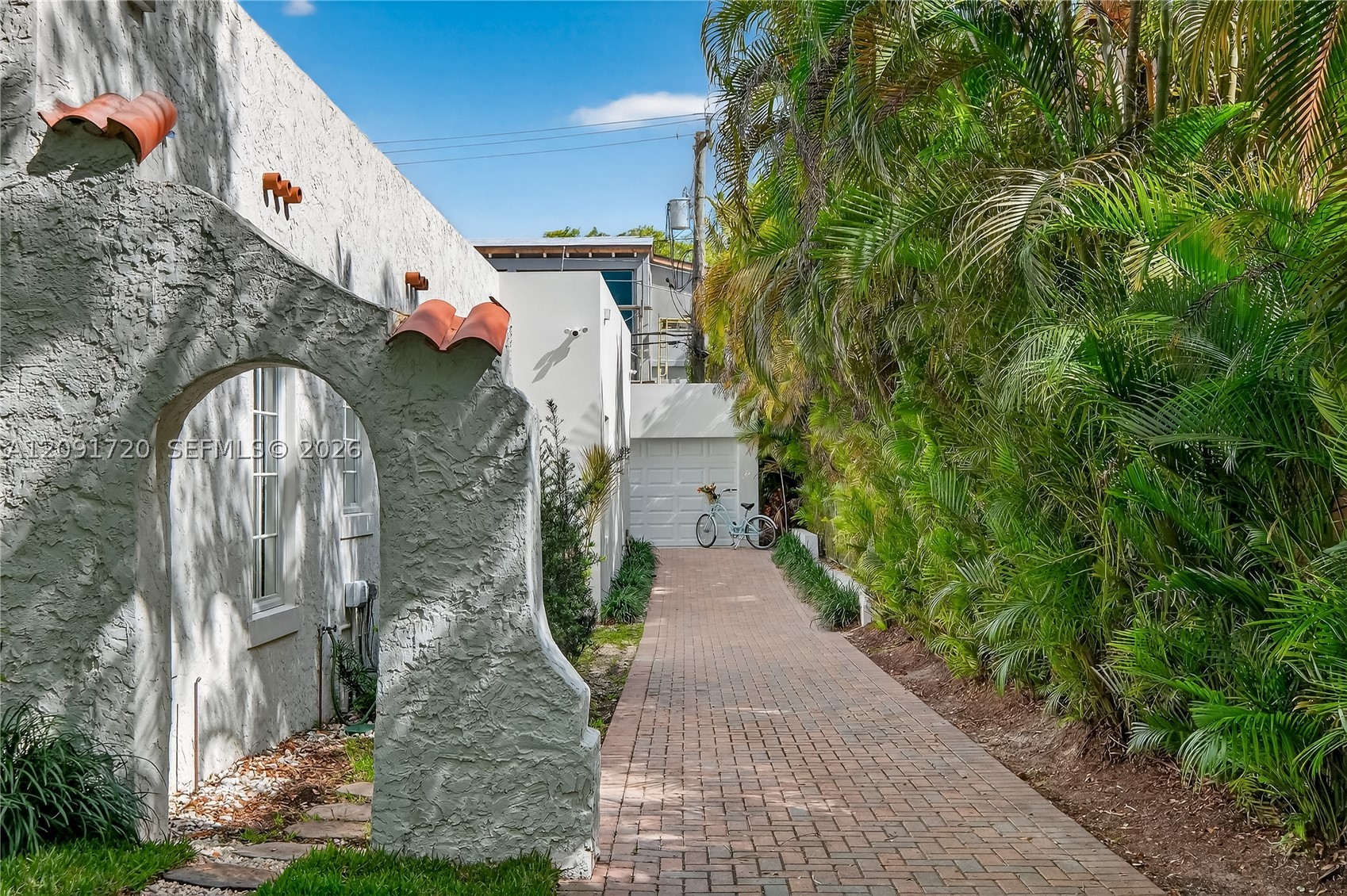 1109 Almeria Ave, Coral Gables FL 33134