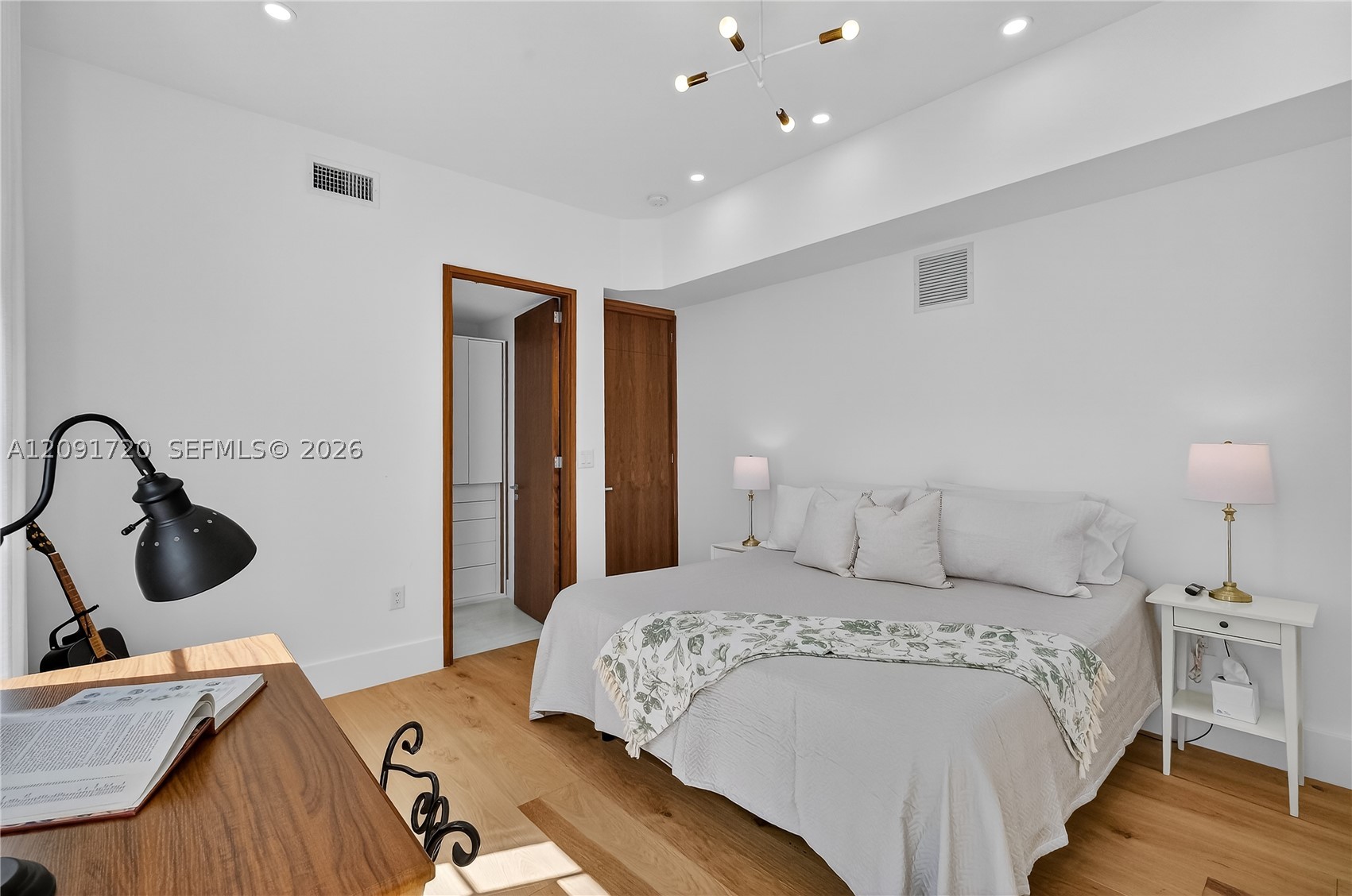 1109 Almeria Ave, Coral Gables FL 33134