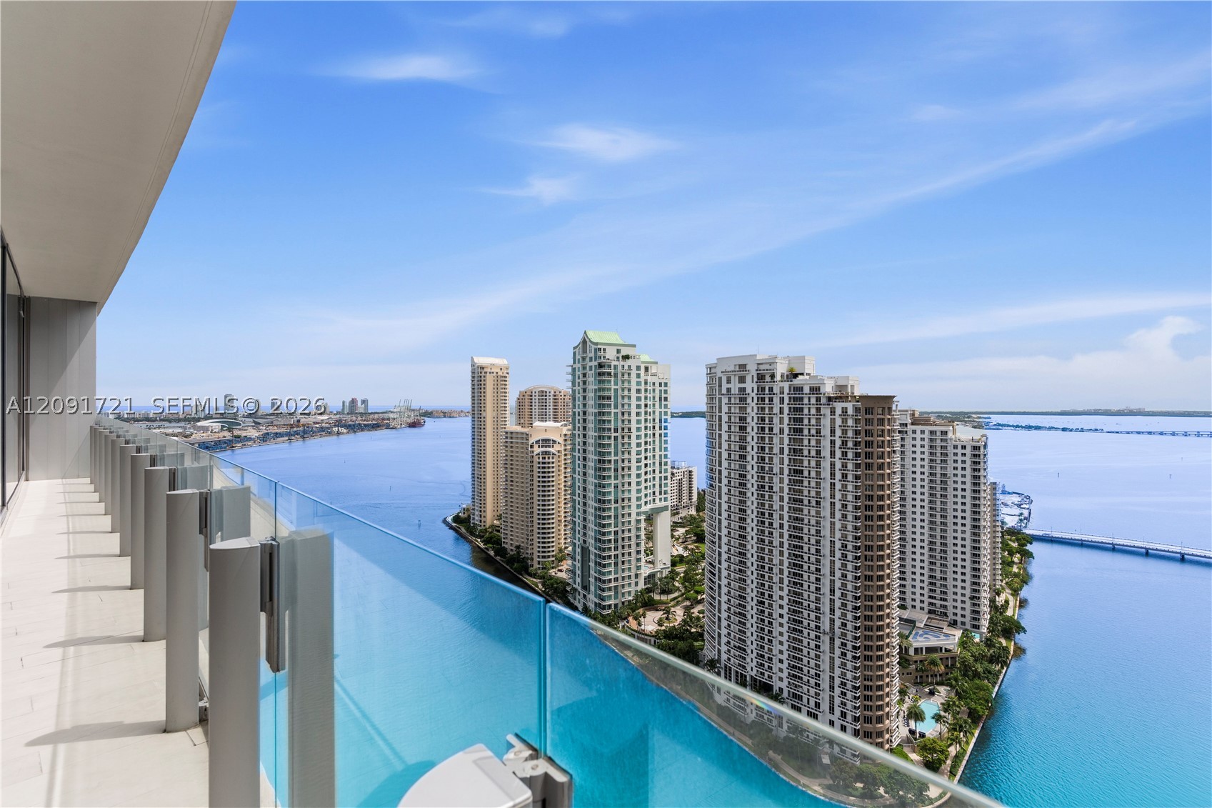 300 Biscayne Boulevard Way #3304C, Miami FL 33131