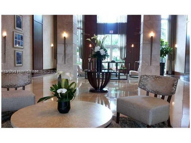 19501 W Country Club Dr #2413, Aventura FL 33180