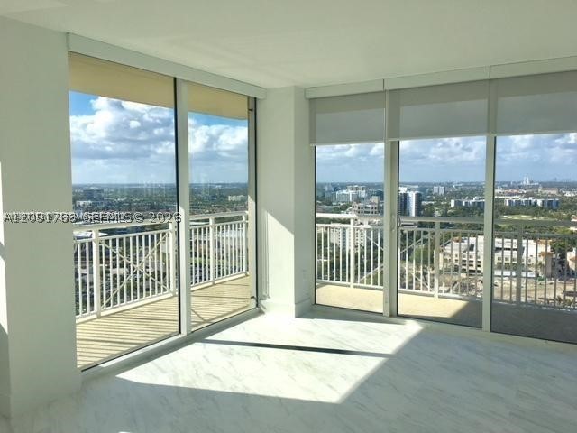 19501 W Country Club Dr #2413, Aventura FL 33180