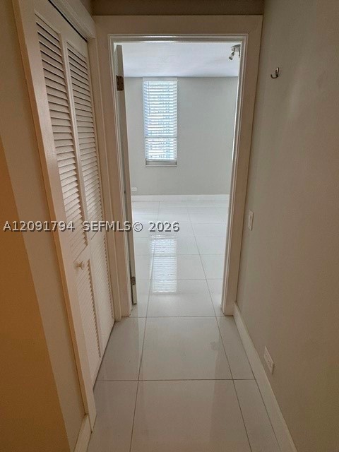 701 Brickell Key Blvd #1605, Miami FL 33131