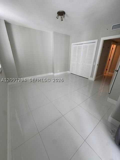 701 Brickell Key Blvd #1605, Miami FL 33131