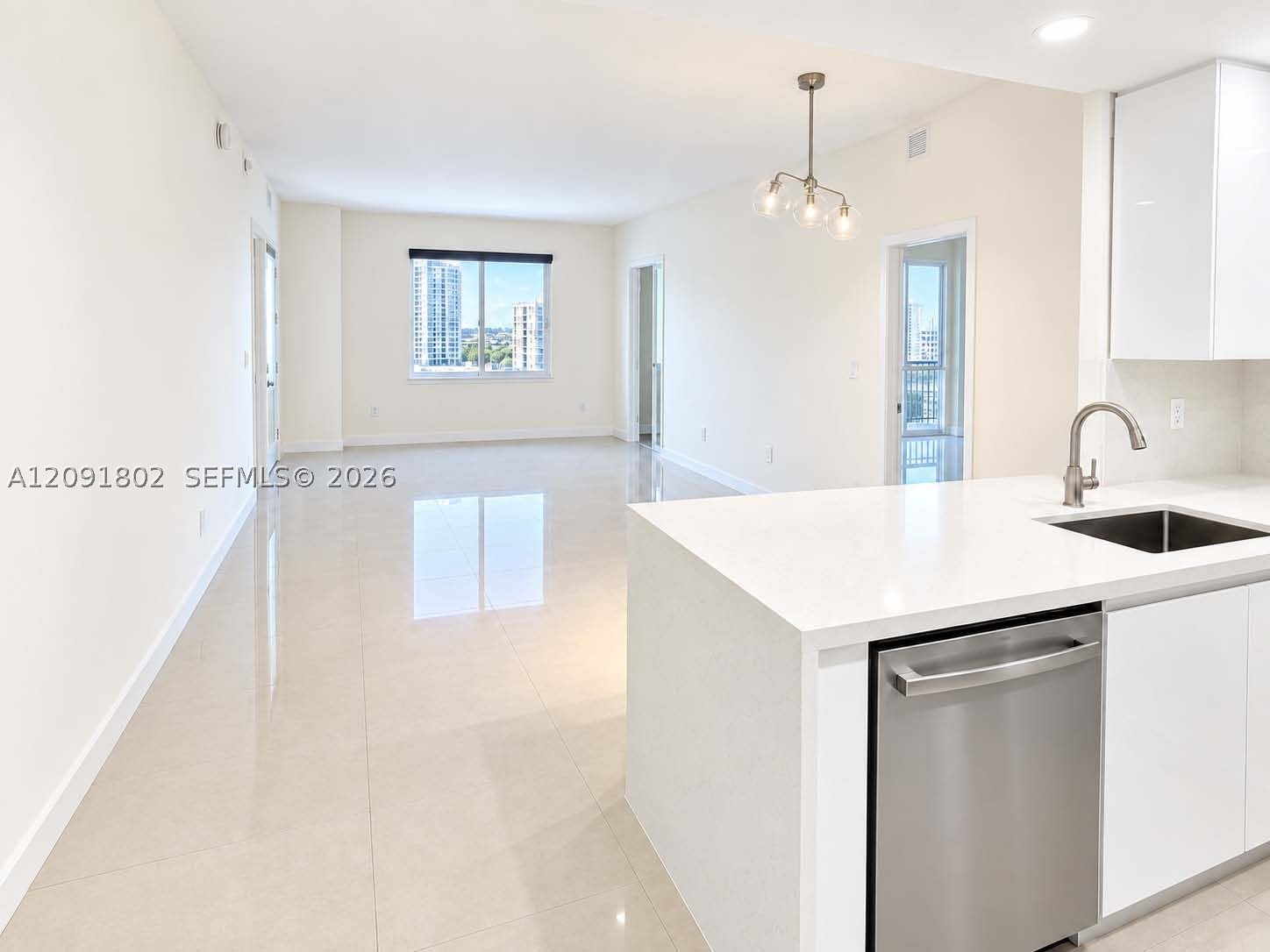 10 Aragon Ave #910, Coral Gables FL 33134