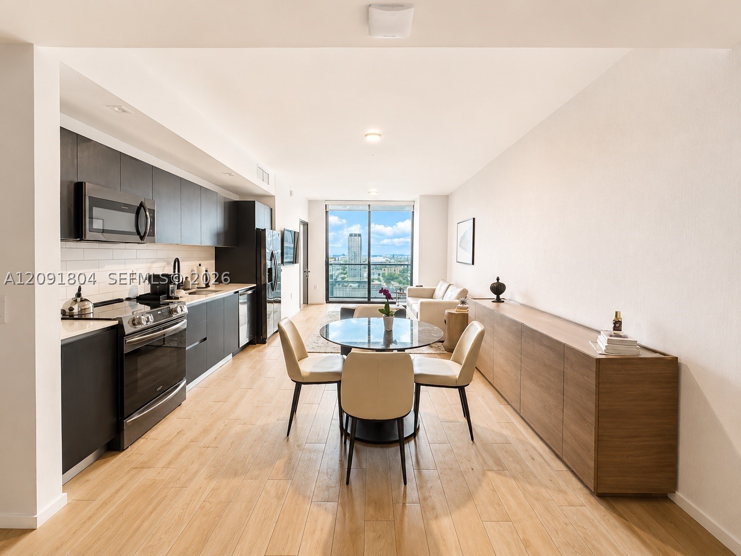 398 NE 5th St #3218, Miami FL 33132