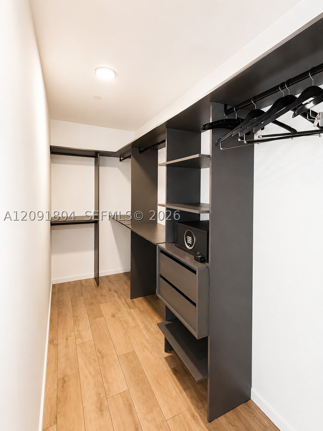 398 NE 5th St #3218, Miami FL 33132