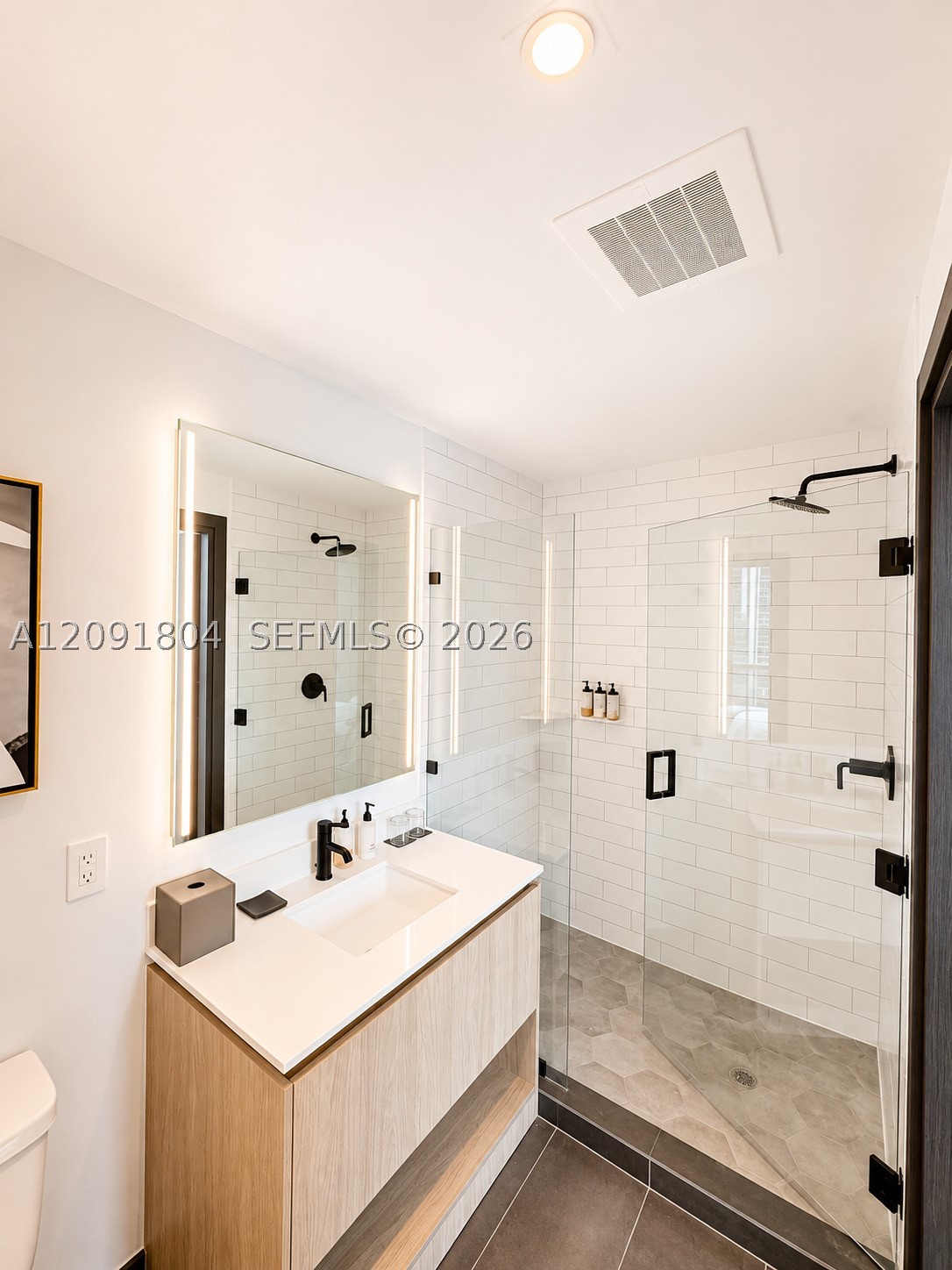 398 NE 5th St #3218, Miami FL 33132