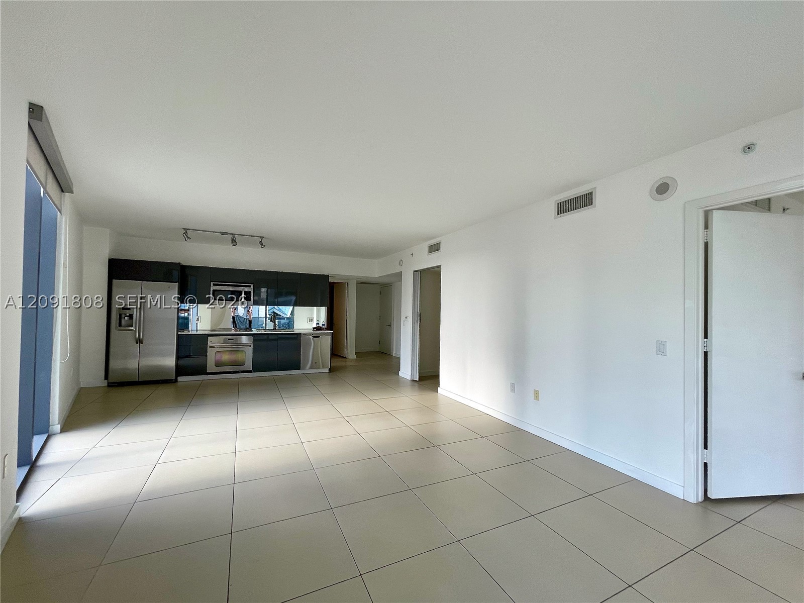 31 SE 6th St #1101, Miami FL 33131
