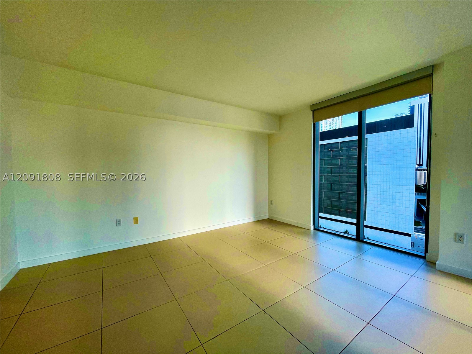 31 SE 6th St #1101, Miami FL 33131