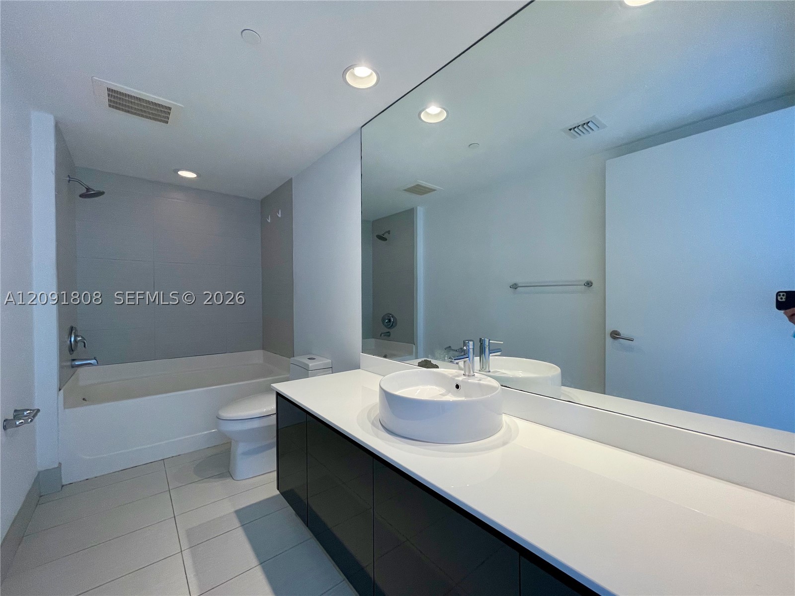 31 SE 6th St #1101, Miami FL 33131