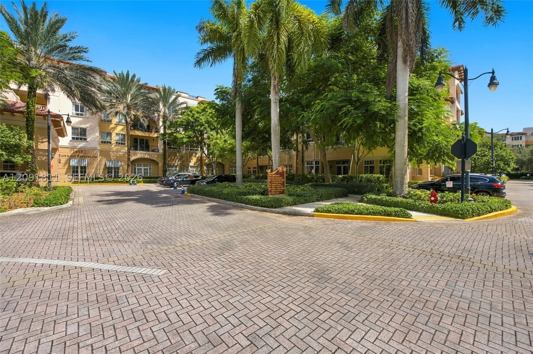 16102 Emerald Estates Dr #126, Weston FL 33331
