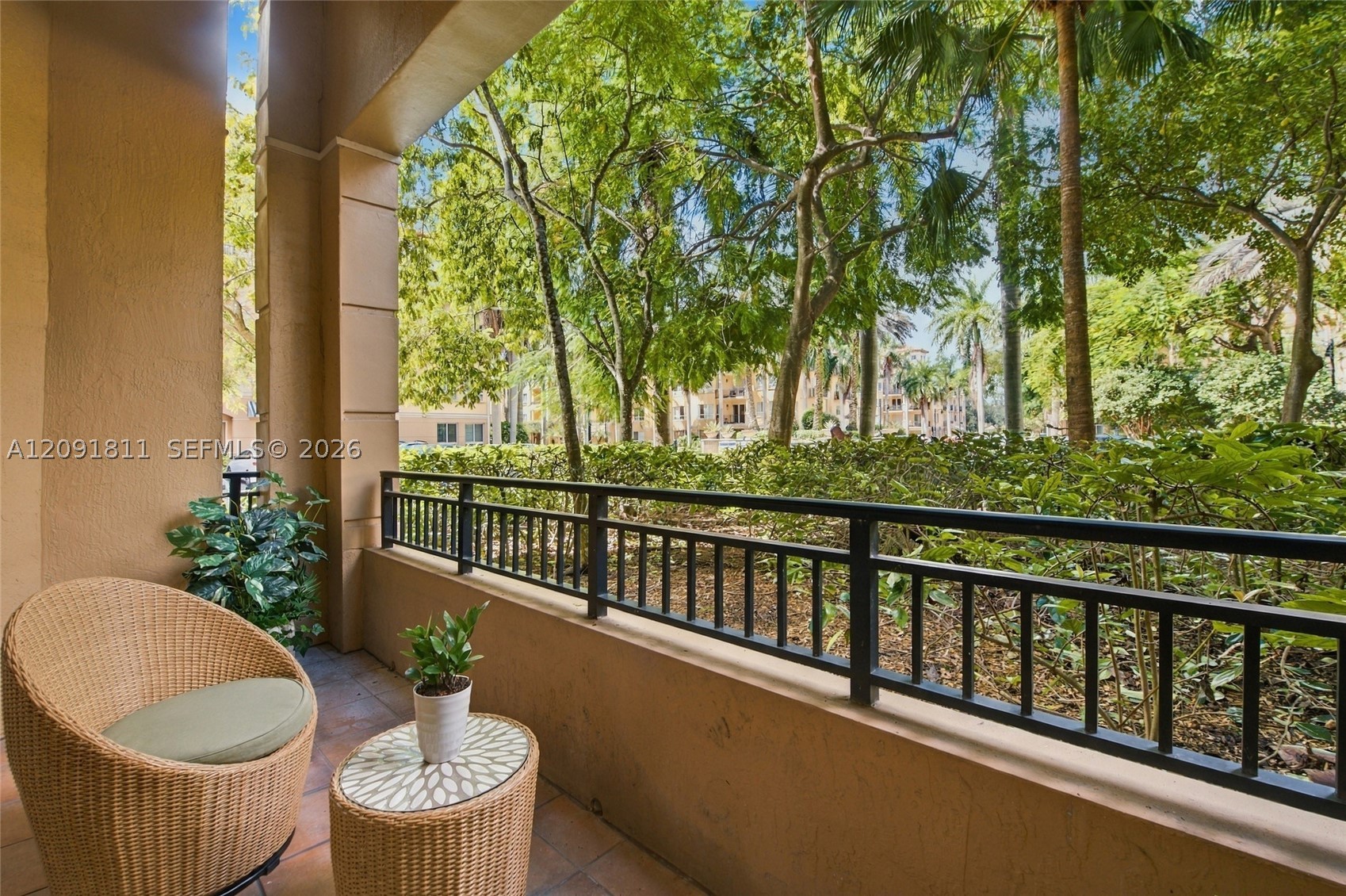 16102 Emerald Estates Dr #126, Weston FL 33331