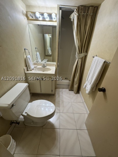1901 Brickell Ave #B1010, Miami FL 33129