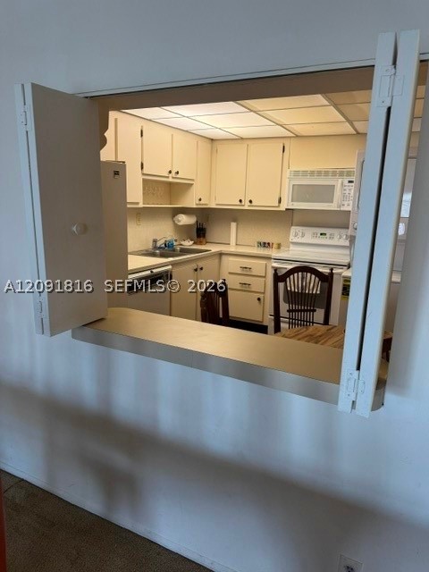 1901 Brickell Ave #B1010, Miami FL 33129