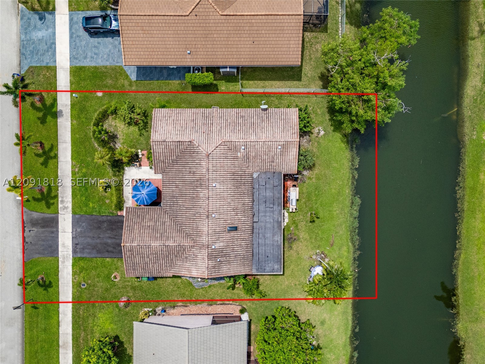 7609 Sunflower Dr, Margate FL 33063