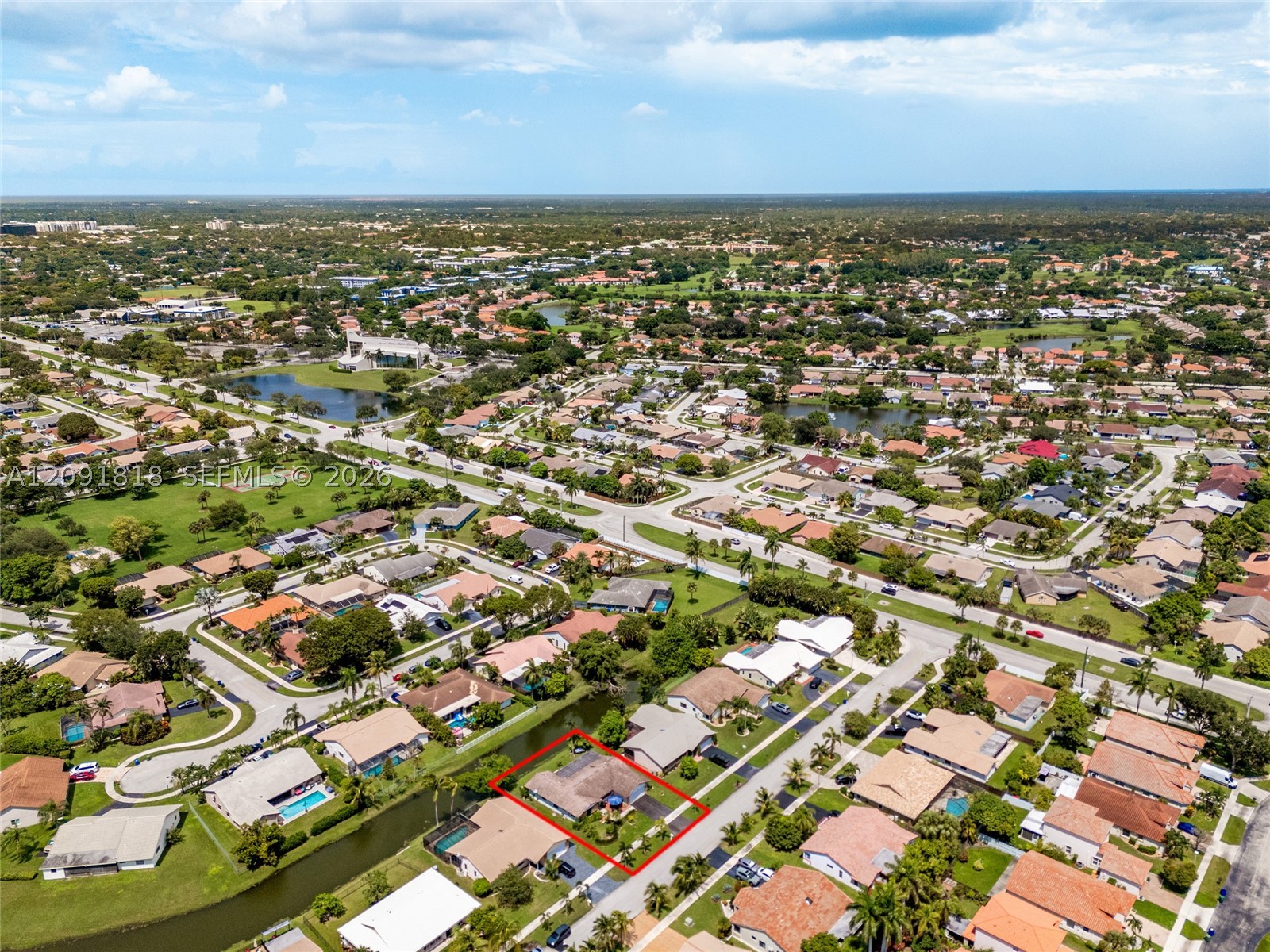 7609 Sunflower Dr, Margate FL 33063