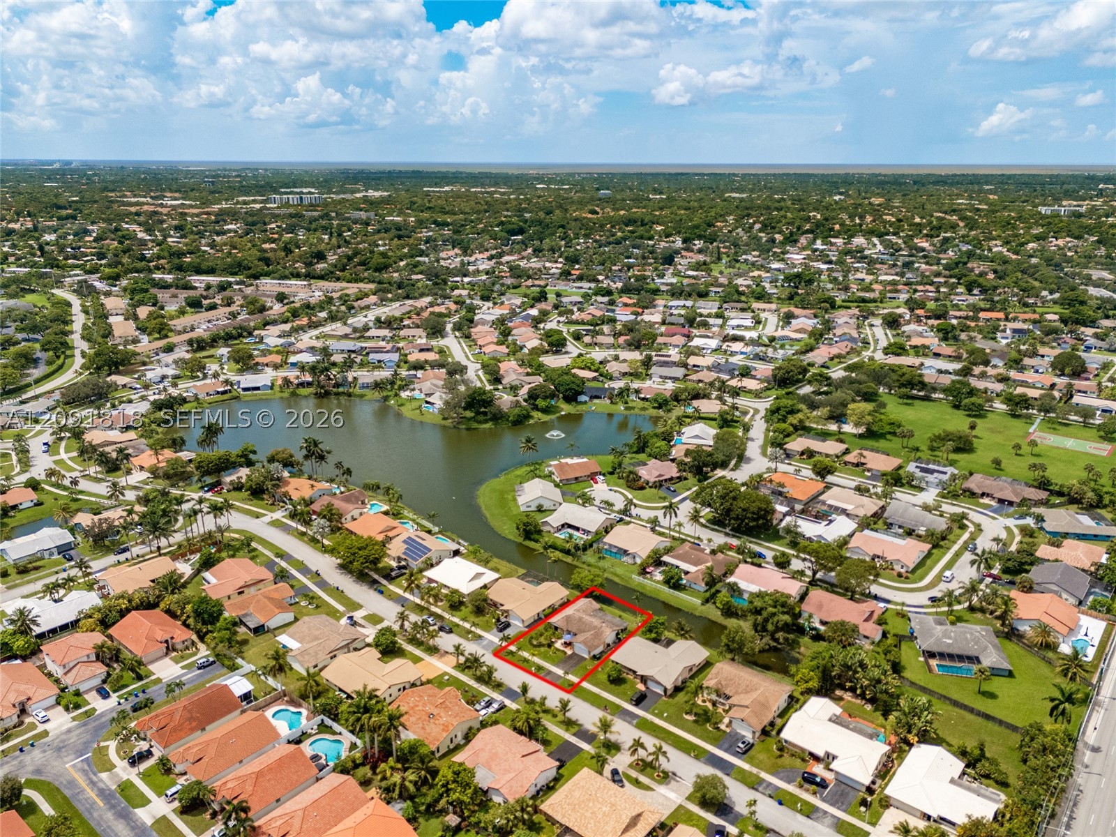 7609 Sunflower Dr, Margate FL 33063