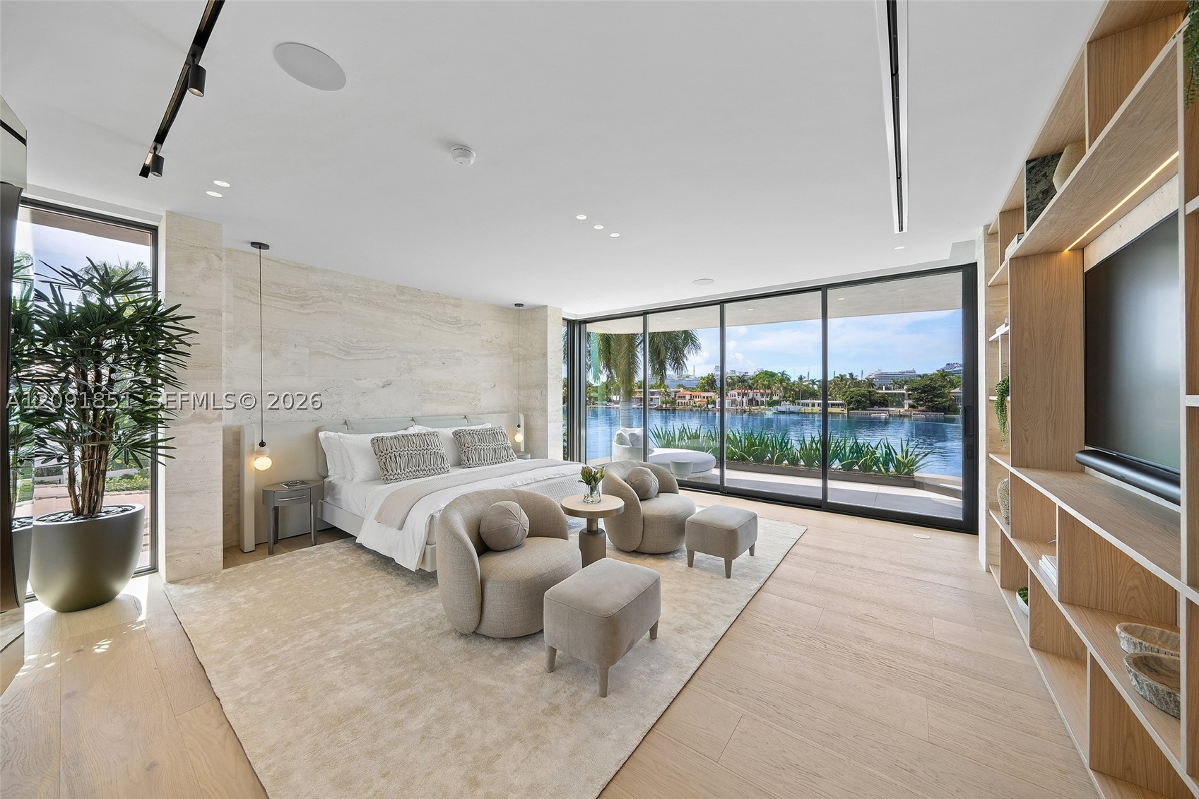 80 S Hibiscus Dr, Miami Beach FL 33139