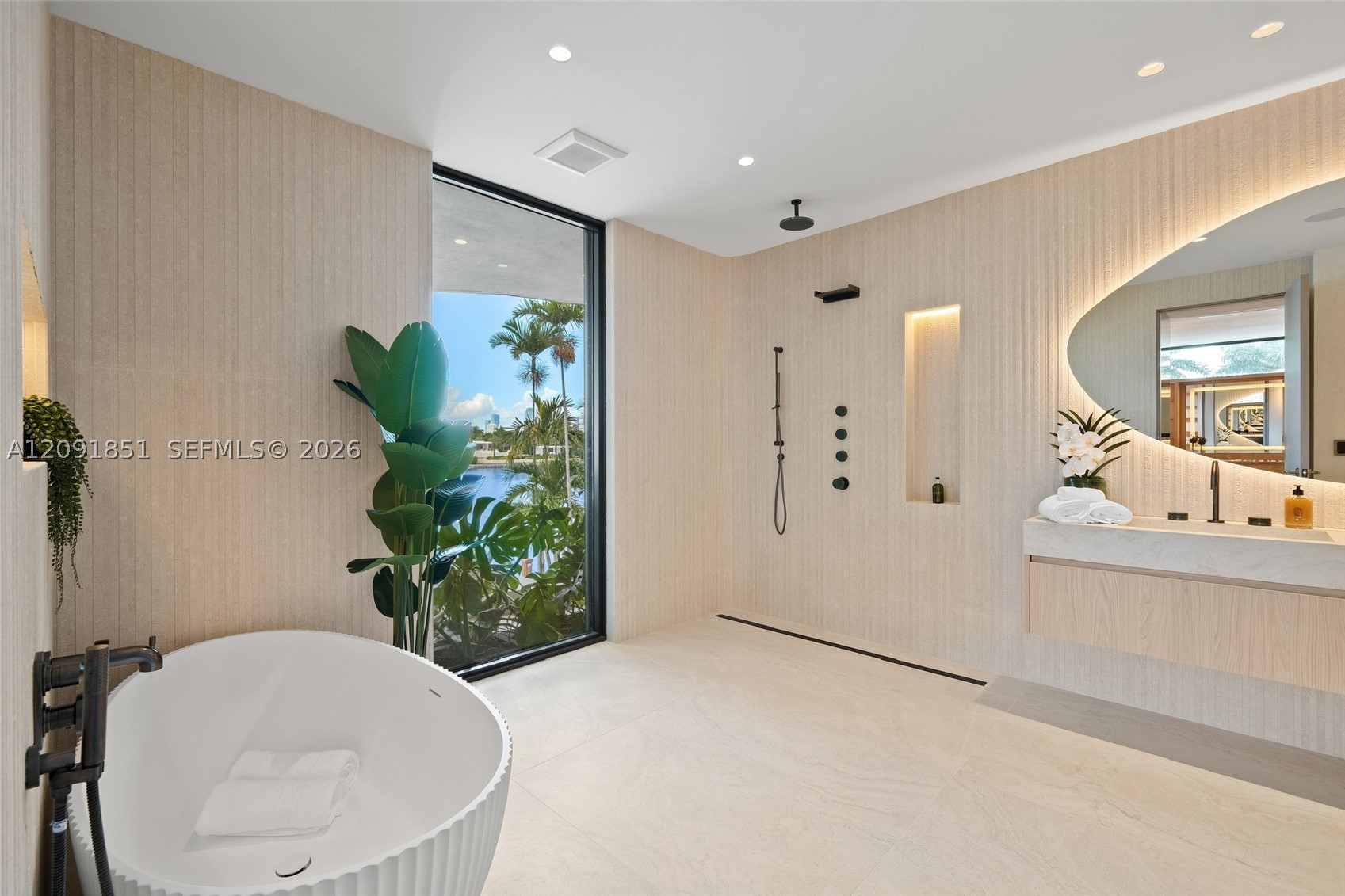 80 S Hibiscus Dr, Miami Beach FL 33139