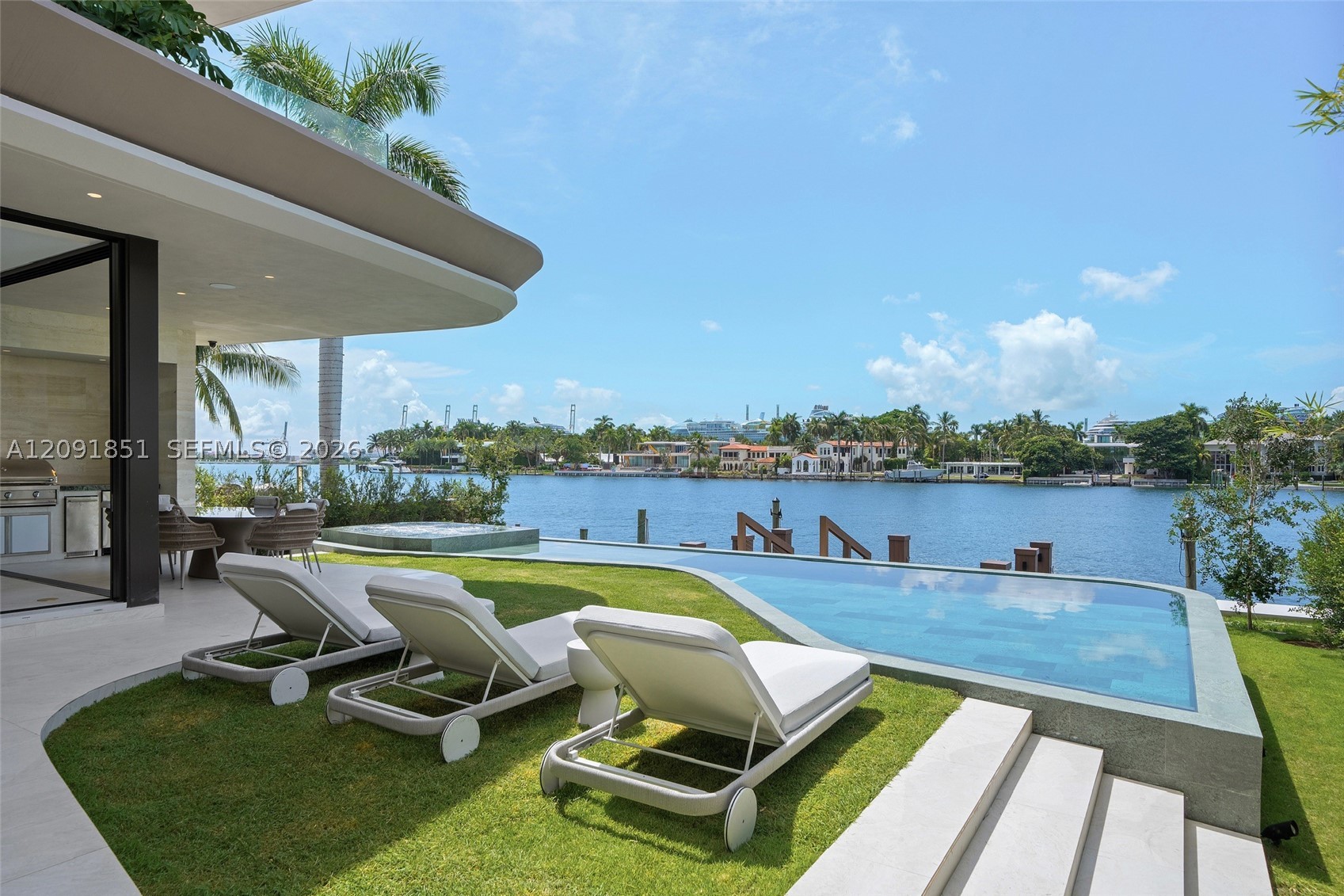 80 S Hibiscus Dr, Miami Beach FL 33139