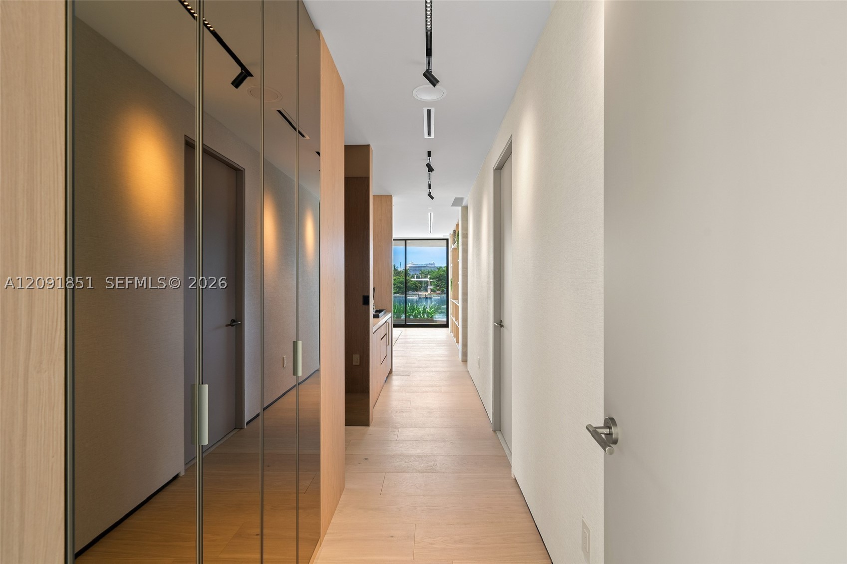 80 S Hibiscus Dr, Miami Beach FL 33139