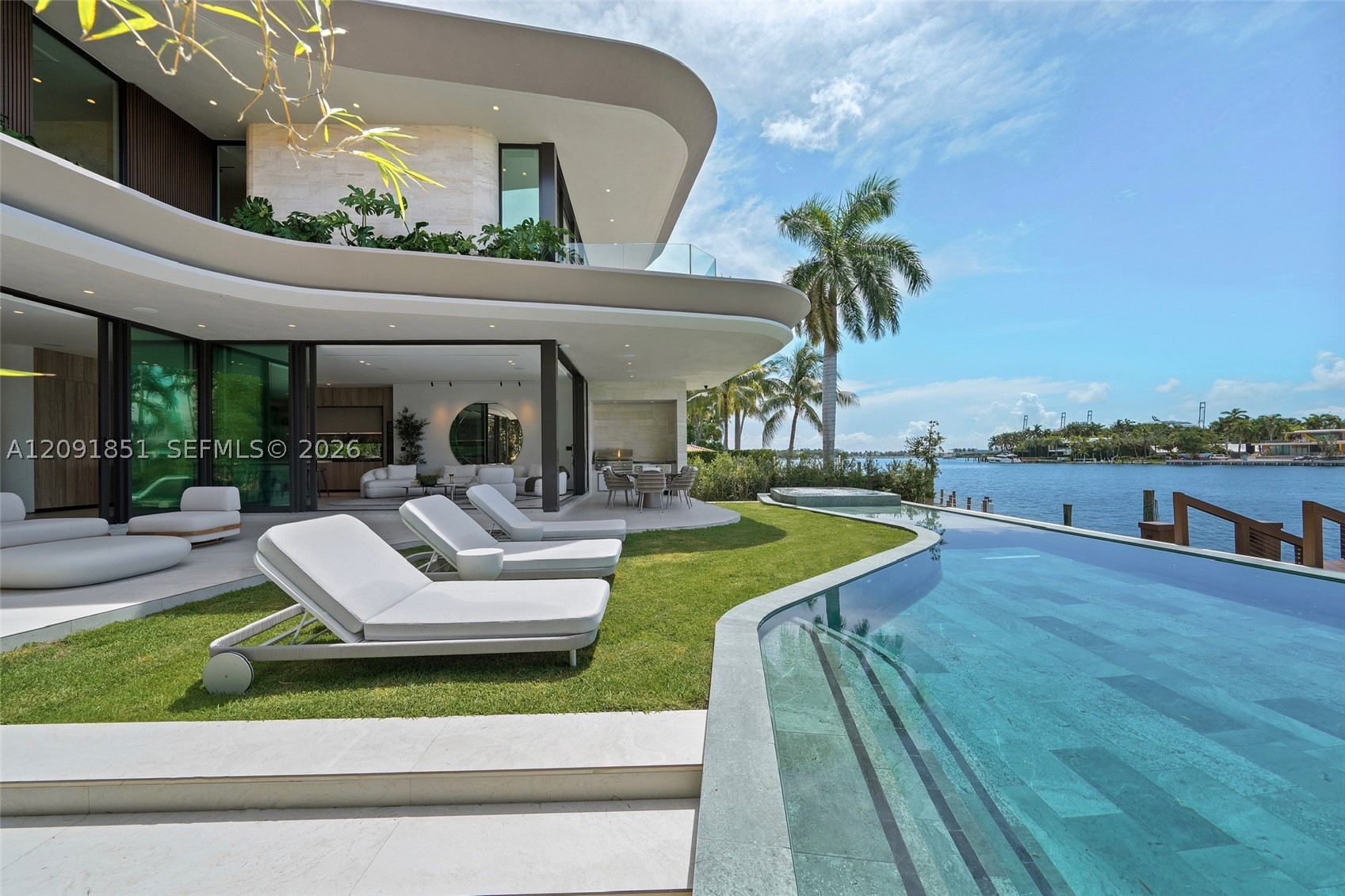80 S Hibiscus Dr, Miami Beach FL 33139