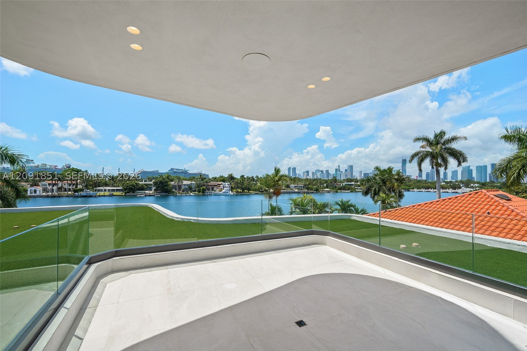 80 S Hibiscus Dr, Miami Beach FL 33139