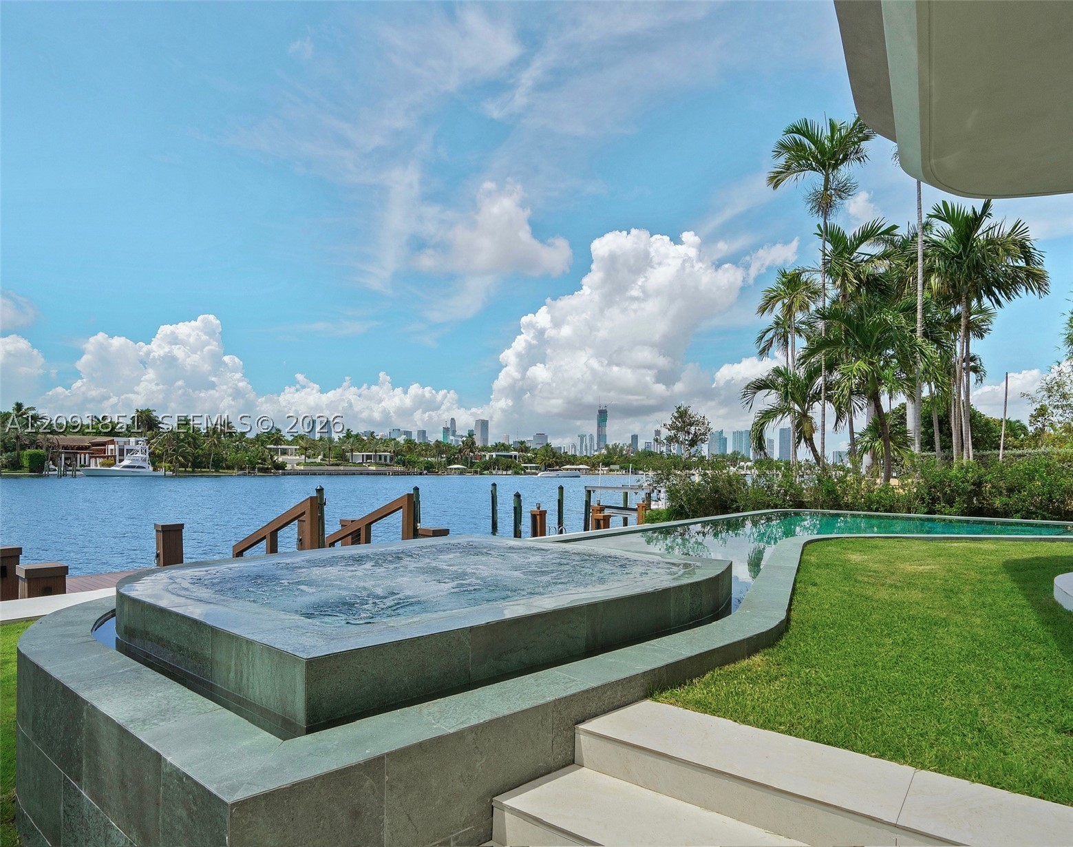 80 S Hibiscus Dr, Miami Beach FL 33139