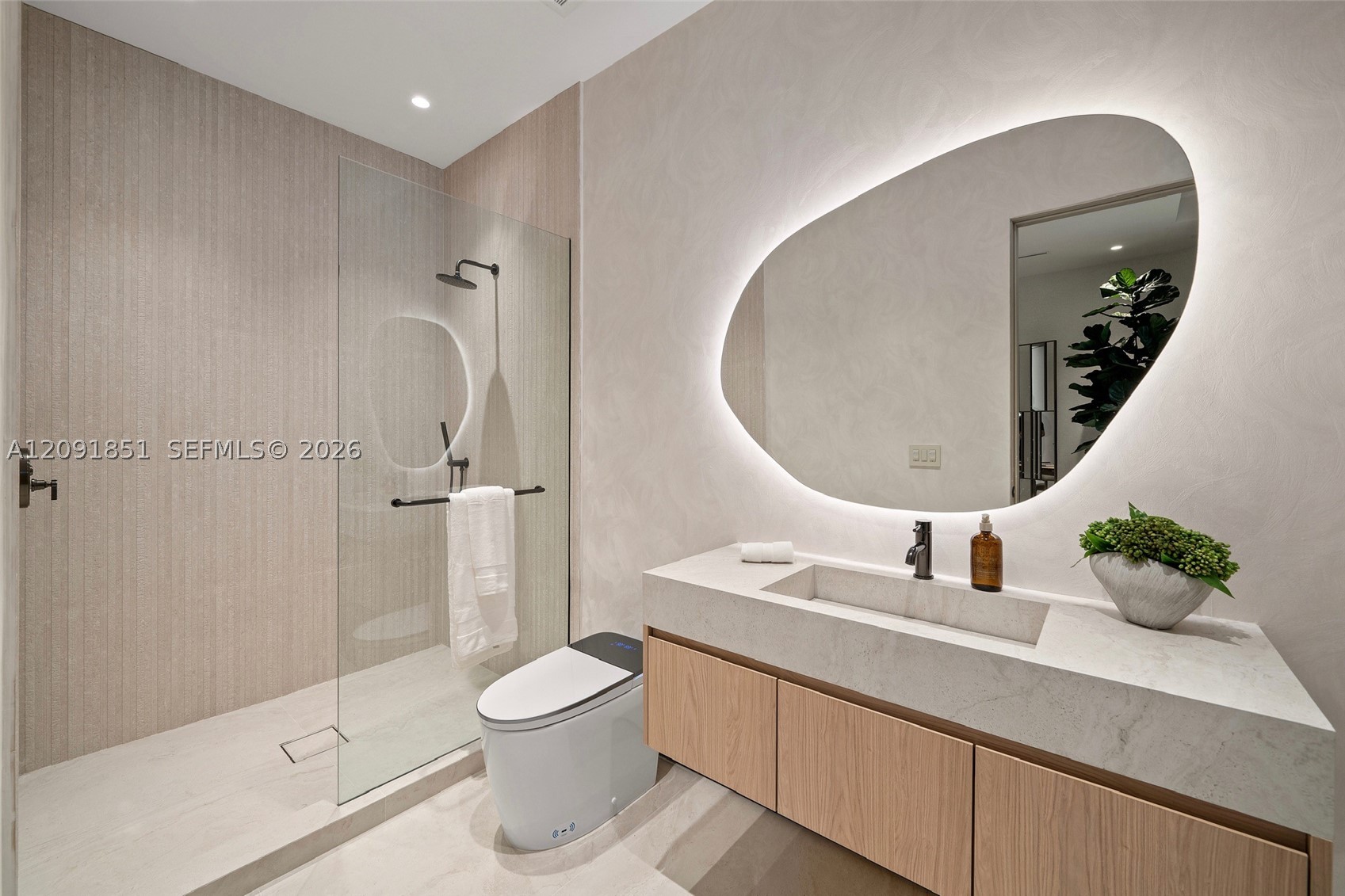 80 S Hibiscus Dr, Miami Beach FL 33139