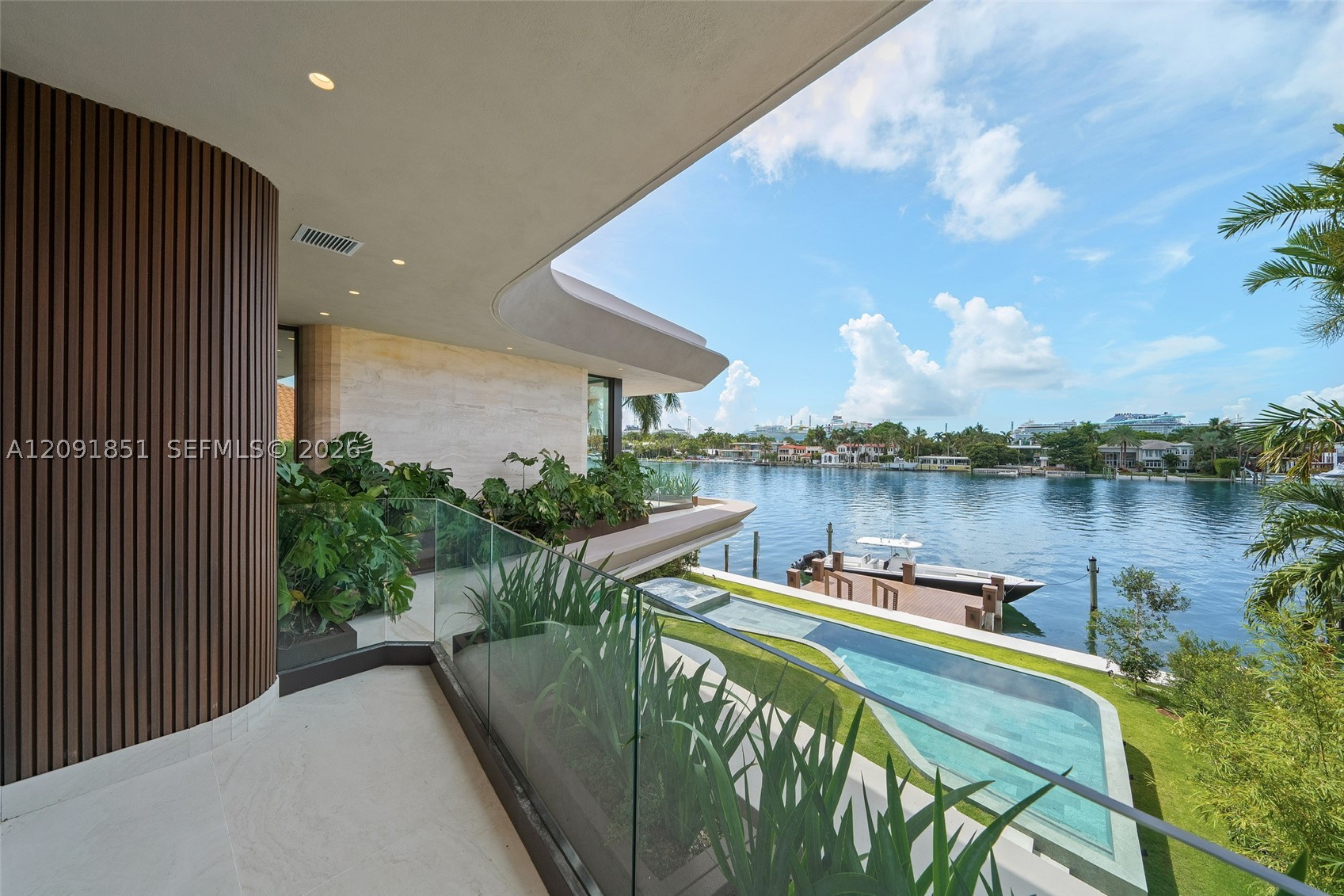 80 S Hibiscus Dr, Miami Beach FL 33139