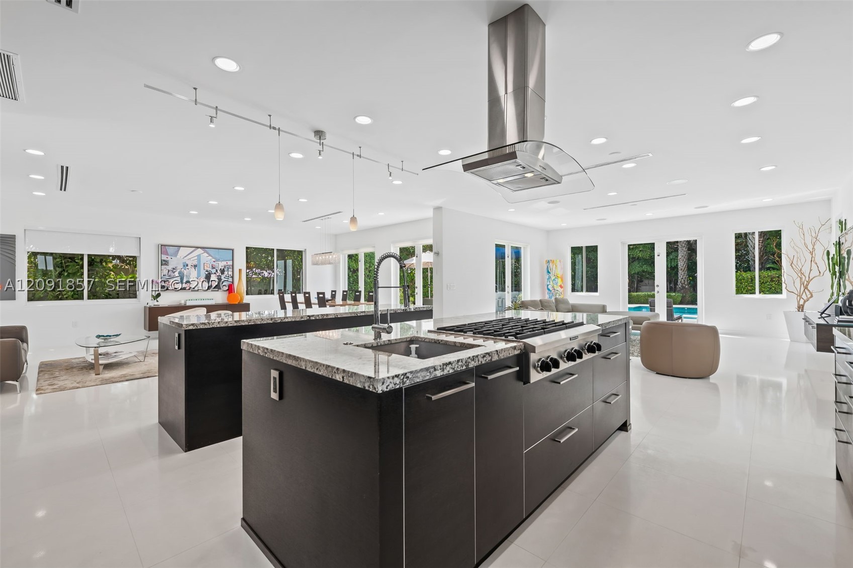 2317 N Atlantic Blvd, Fort Lauderdale FL 33305
