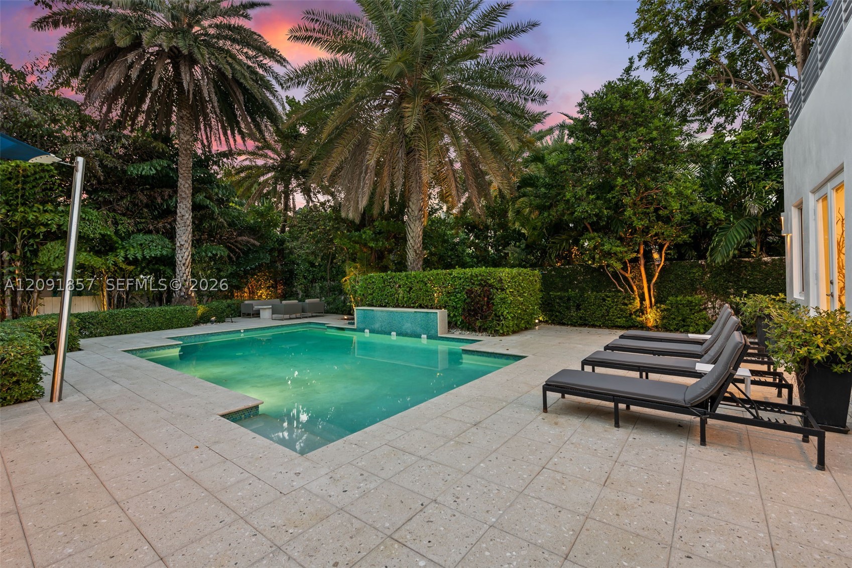2317 N Atlantic Blvd, Fort Lauderdale FL 33305