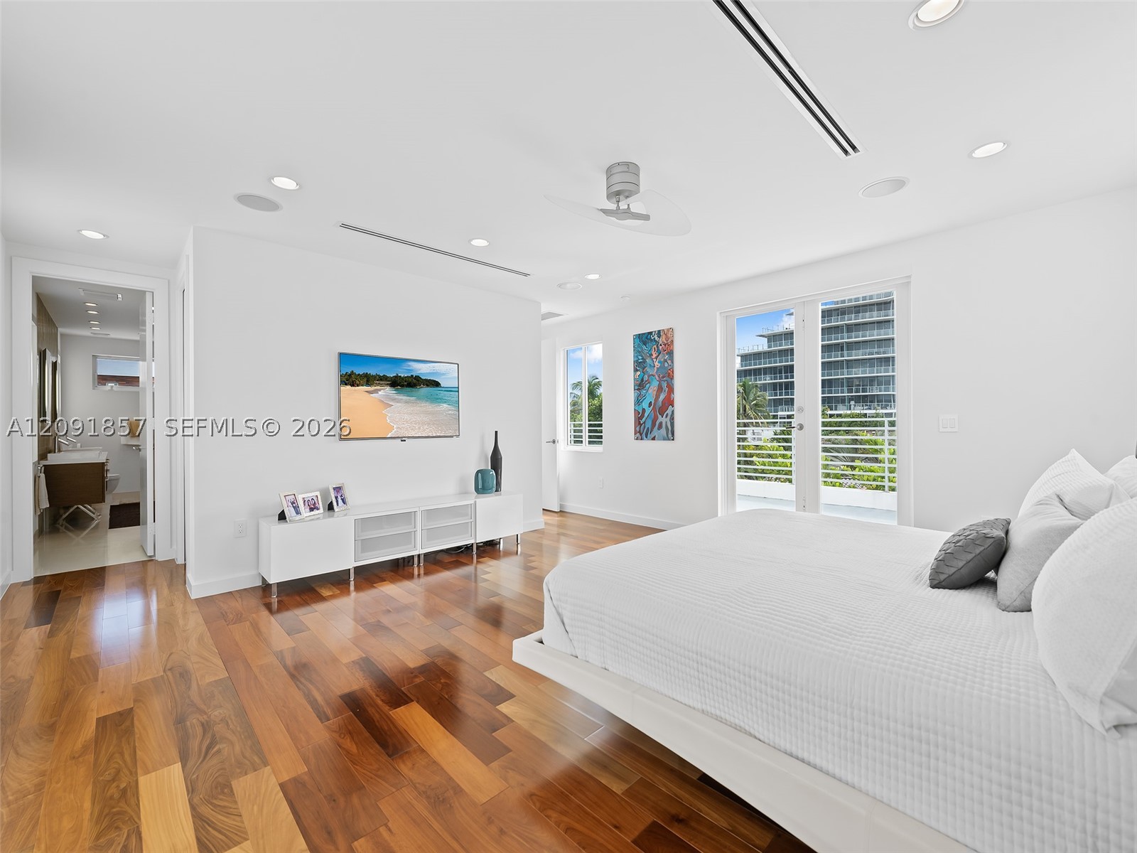 2317 N Atlantic Blvd, Fort Lauderdale FL 33305