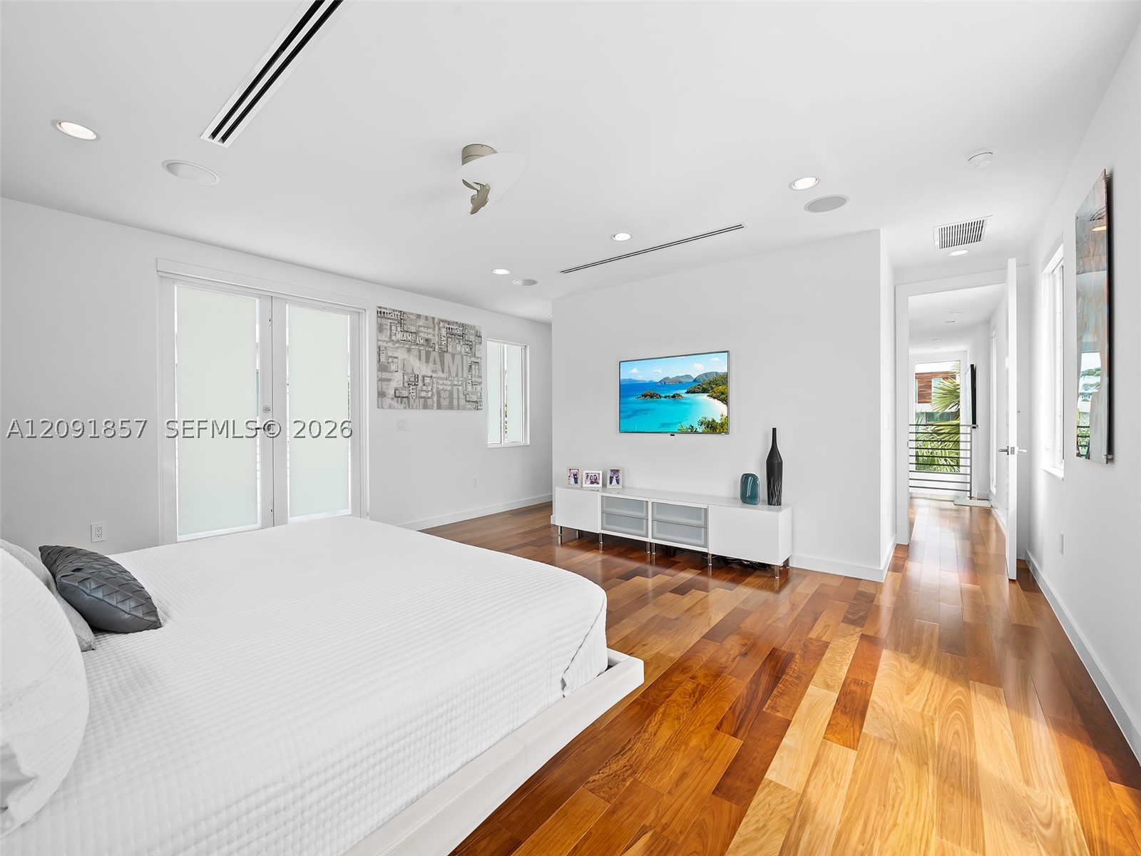 2317 N Atlantic Blvd, Fort Lauderdale FL 33305