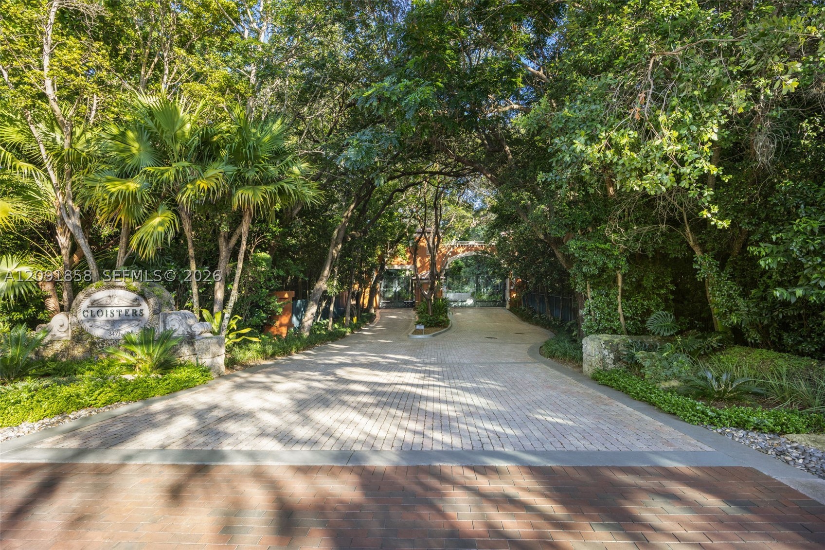 3471 Main Hwy #1204, Coconut Grove FL 33133