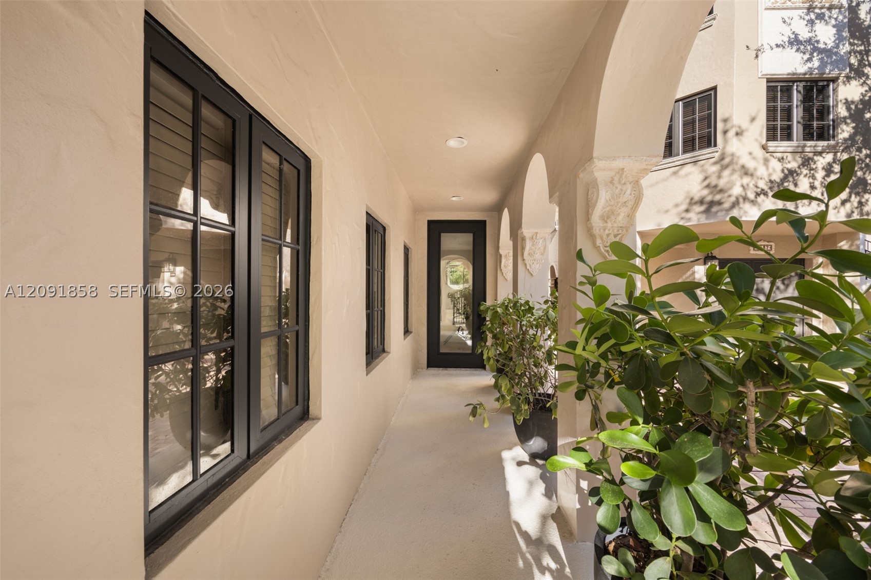 3471 Main Hwy #1204, Coconut Grove FL 33133