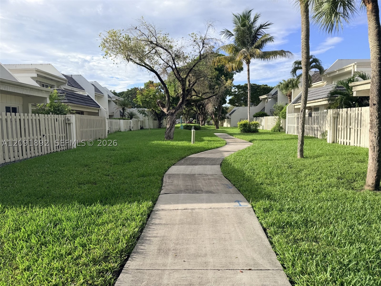 8104 SW 81st Pl, Miami FL 33143