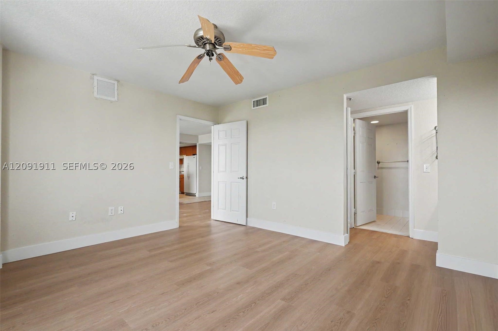 816 NW 11th St #906, Miami FL 33136