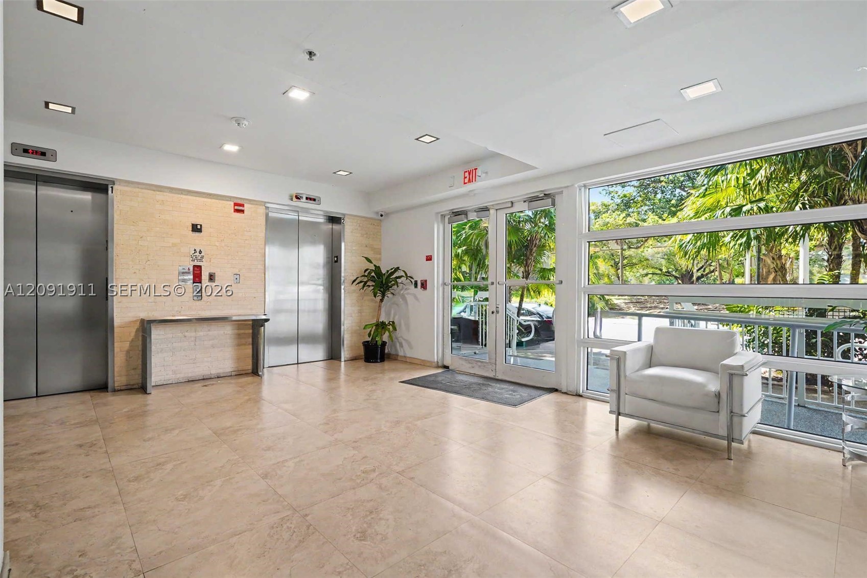 816 NW 11th St #906, Miami FL 33136