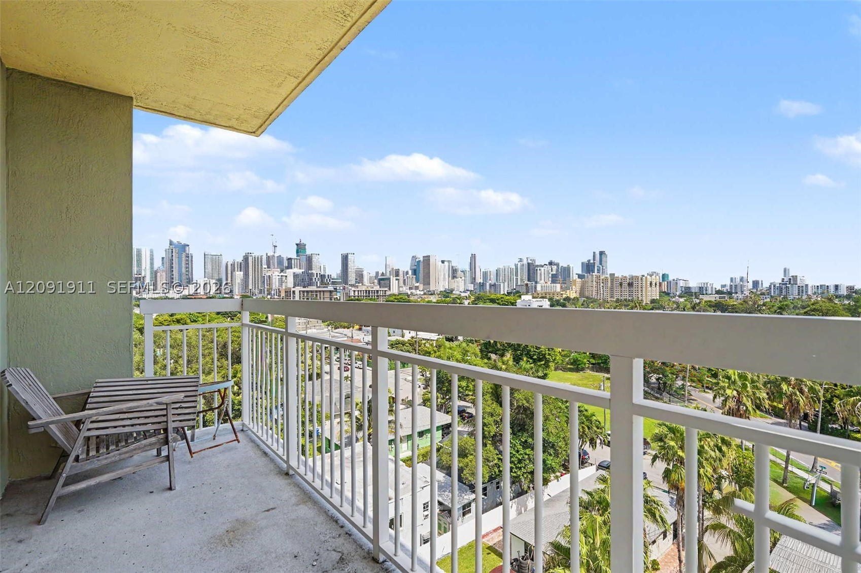 816 NW 11th St #906, Miami FL 33136