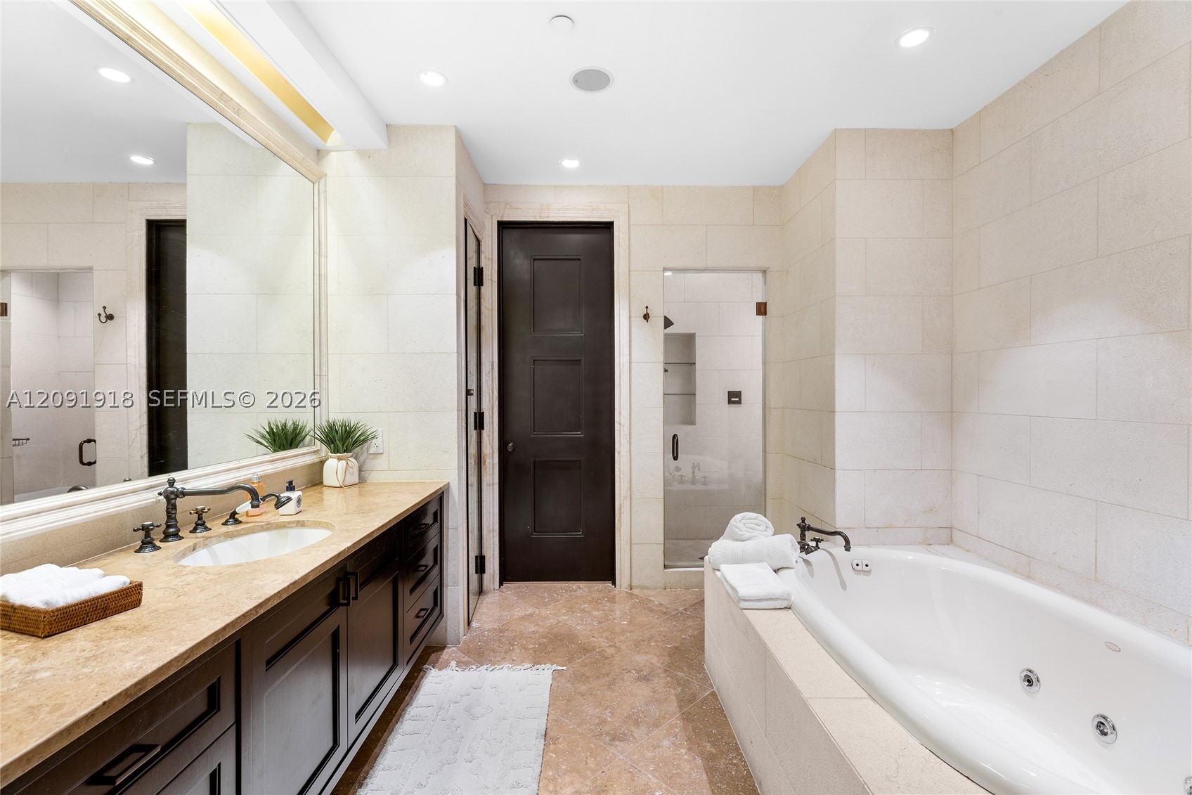 7412 Fisher Island Dr #7412, Miami Beach FL 33109