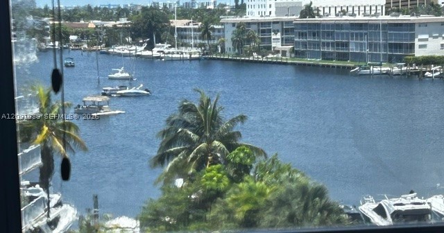 111 Golden Isles Dr #F7, Hallandale Beach FL 33009
