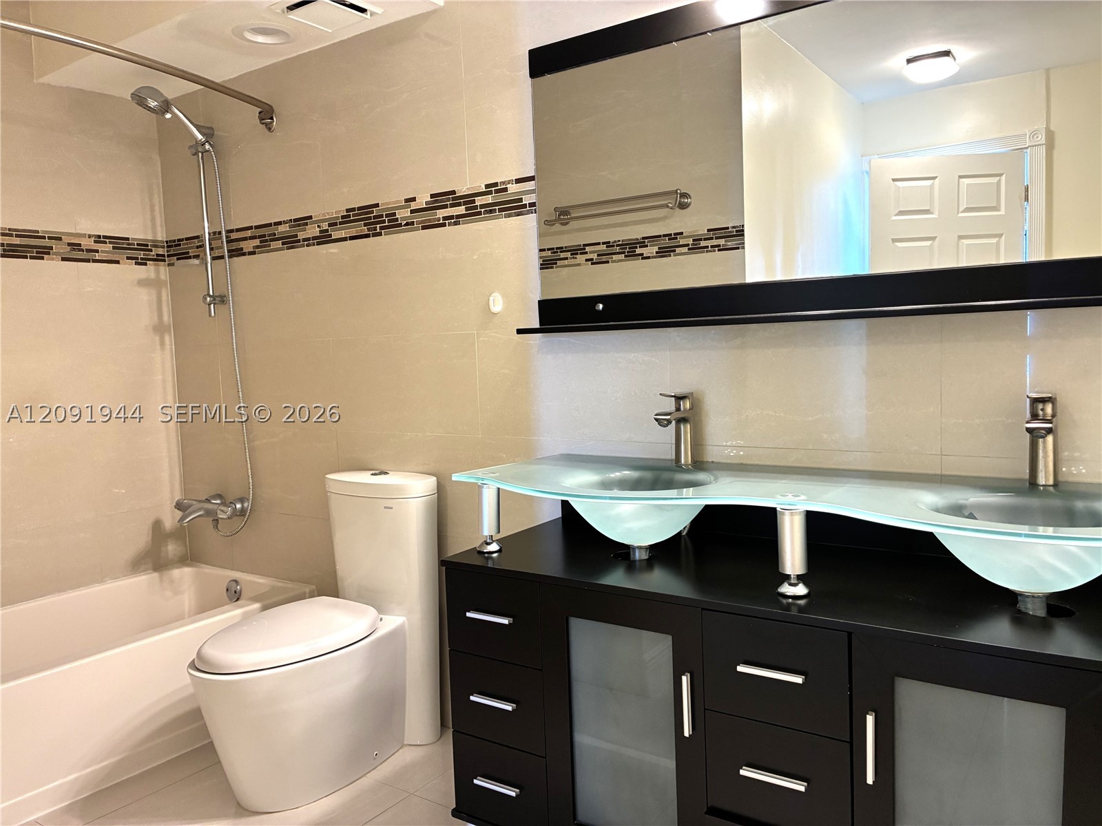 2500 NE 135th St #C1011, North Miami FL 33181