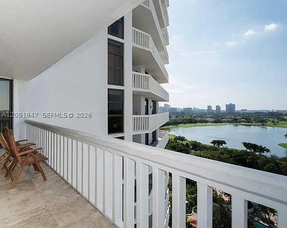20281 E Country Club Dr #1105, Aventura FL 33180